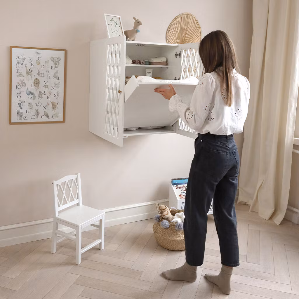 Cam Cam, væghængt puslebord Harlequin, sand