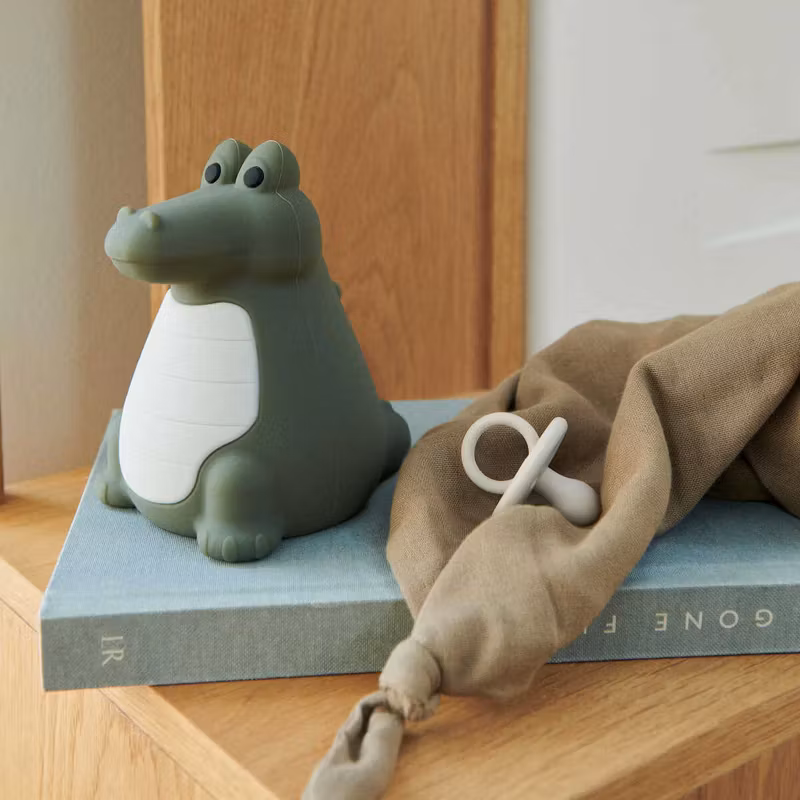 Liewood, natlampe Winston, Crocodile Hunter Green