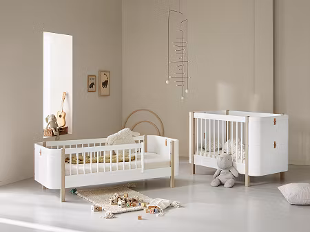 Oliver Furniture, tremmeseng og juniorseng Mini+, hvid/eg