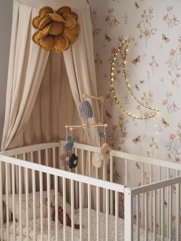 Dekorillo, tapet Flowers and butterflies