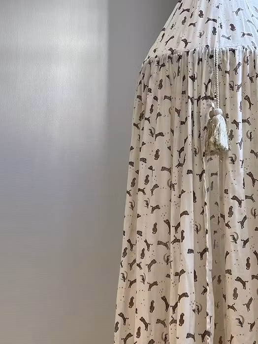 Konges Sløjd, sengehimmel, Roar