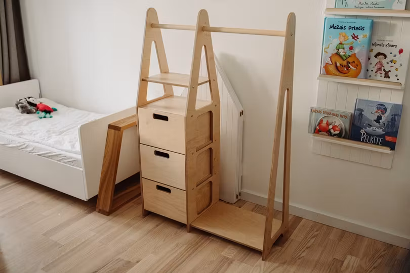 Duck Woodworks, garderobe tøjstang med kasser, natur