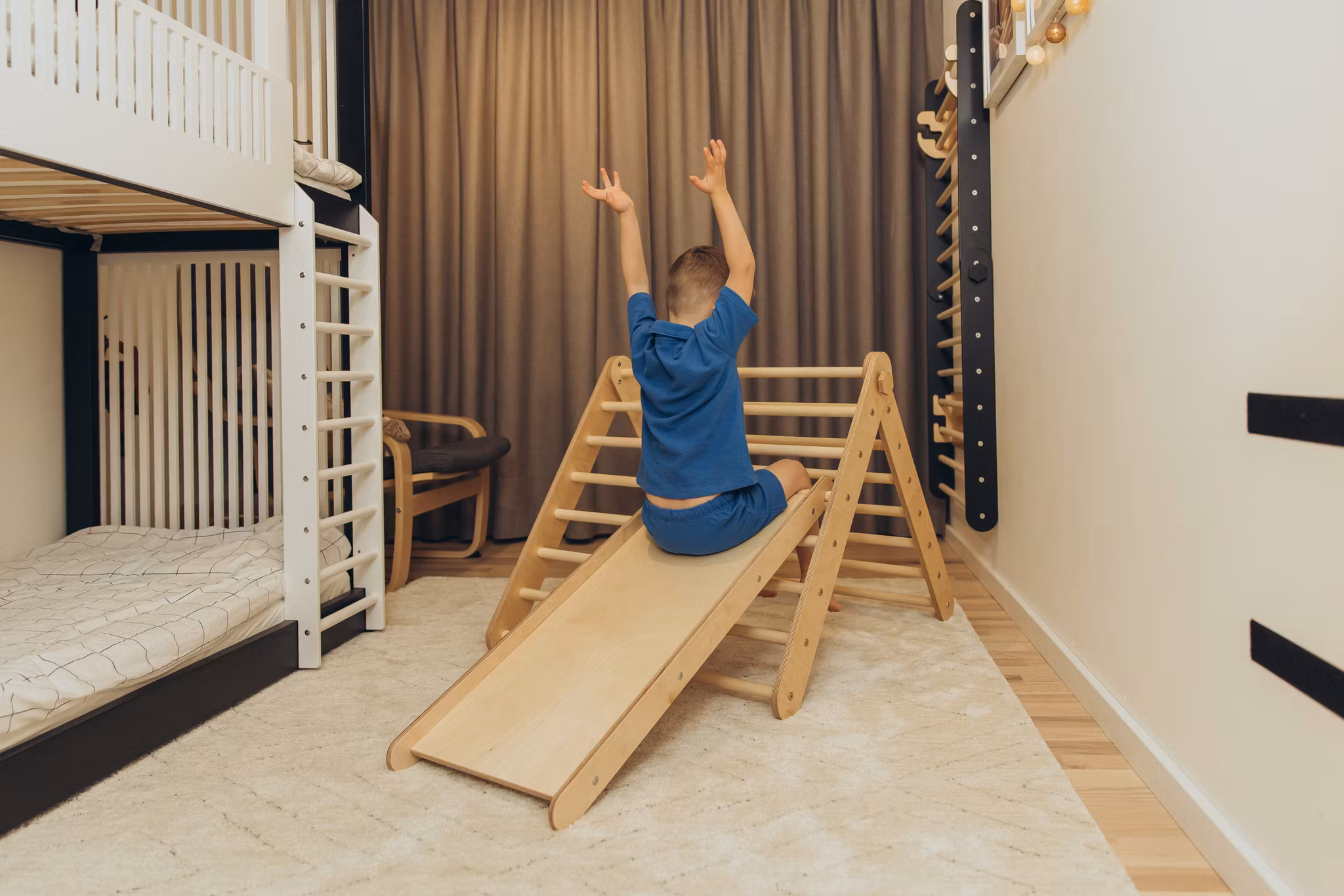 Duck Woodworks, klatretrekant ribbevæg rutsjebane, natur