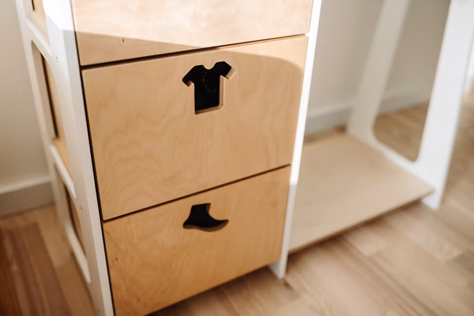 Duck Woodworks, garderobe tøjstang med kasser Clothes, hvid/natur