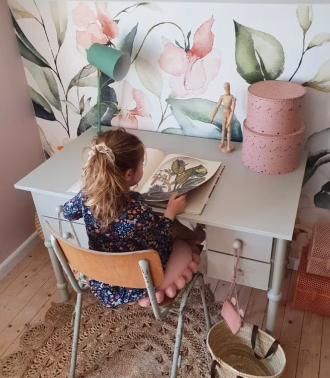 Woodluck, skrivebord Babushka, olivengrøn