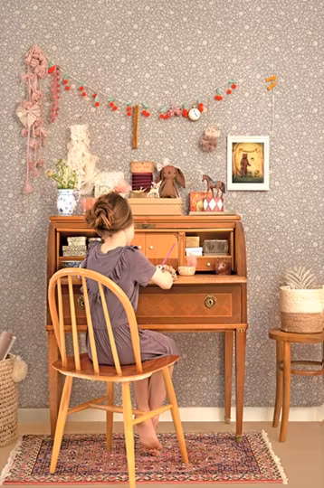 Majvillan, tapet Flora, dusty blue