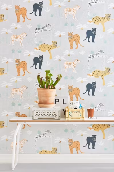 Majvillan, tapet Black panther, light grey