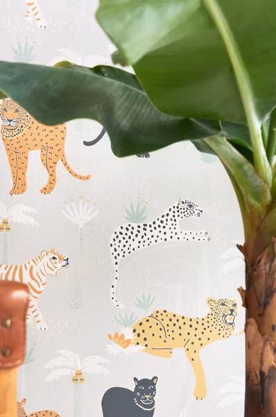 Majvillan, tapet Black panther, light grey