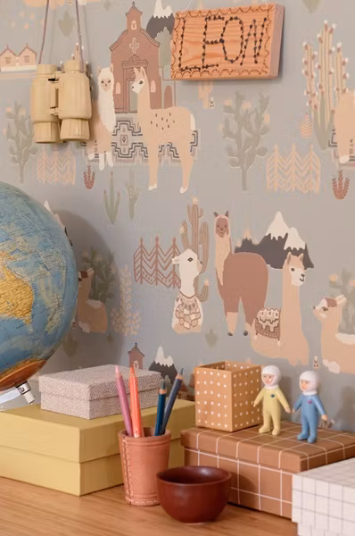 Majvillan, tapet Lama village, afternoon blue