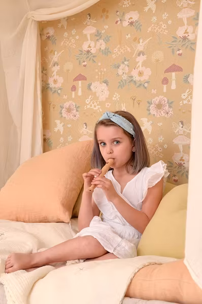 Majvillan, tapet Old garden, mellow yellow