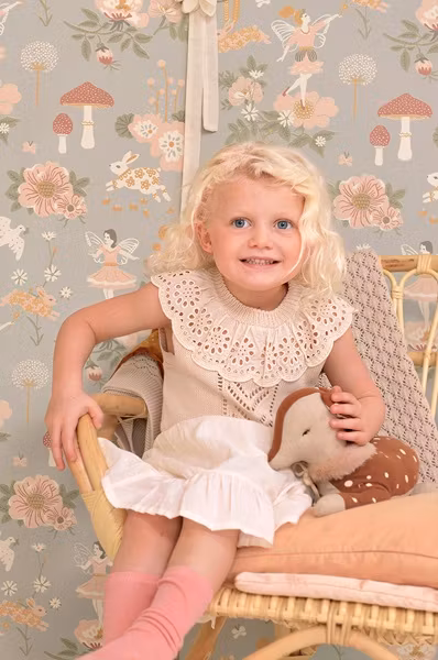 Majvillan, tapet Old garden, gentle bluegrey