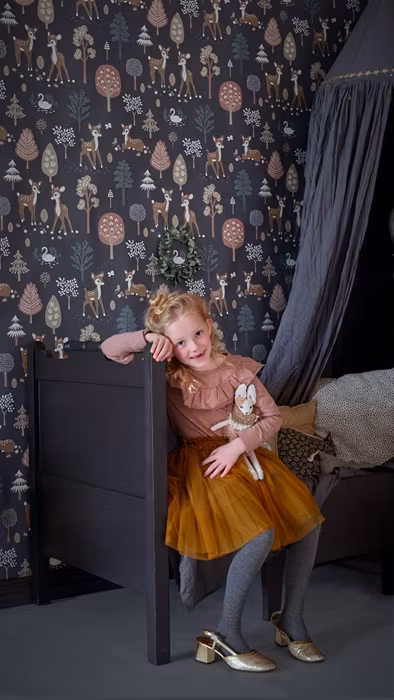 Majvillan, tapet Golden woods, deep grey