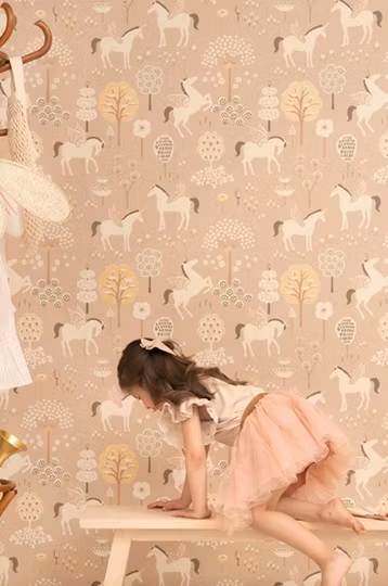 Majvillan, tapet True unicorns, old pink