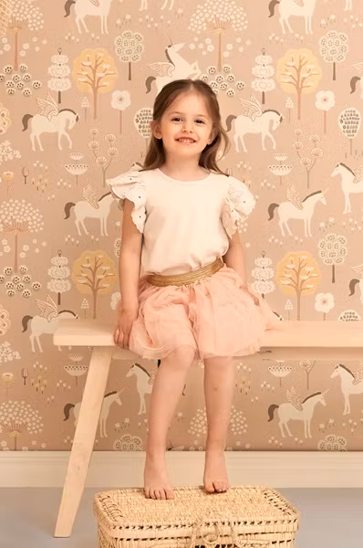 Majvillan, tapet True unicorns, old pink