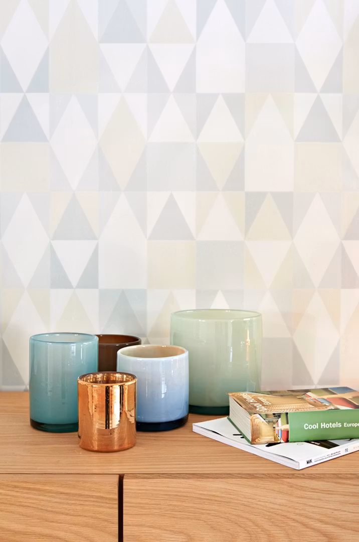 Majvillan, tapet Alice, grå