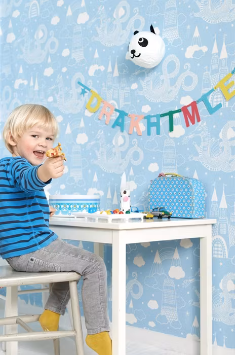 Majvillan, tapet Dragon sky, lyseblå