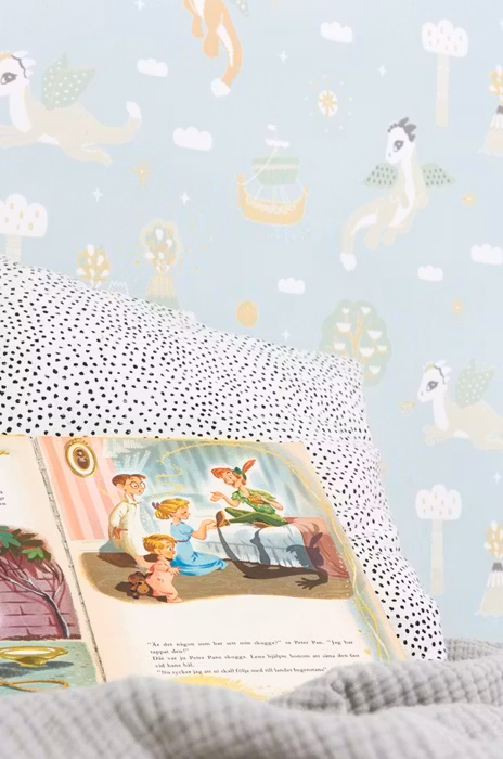 Majvillan, tapet Magical adventure, dusty blue