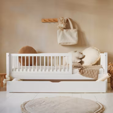 Hvid børneseng Asta 90x190 cm med udtræksseng