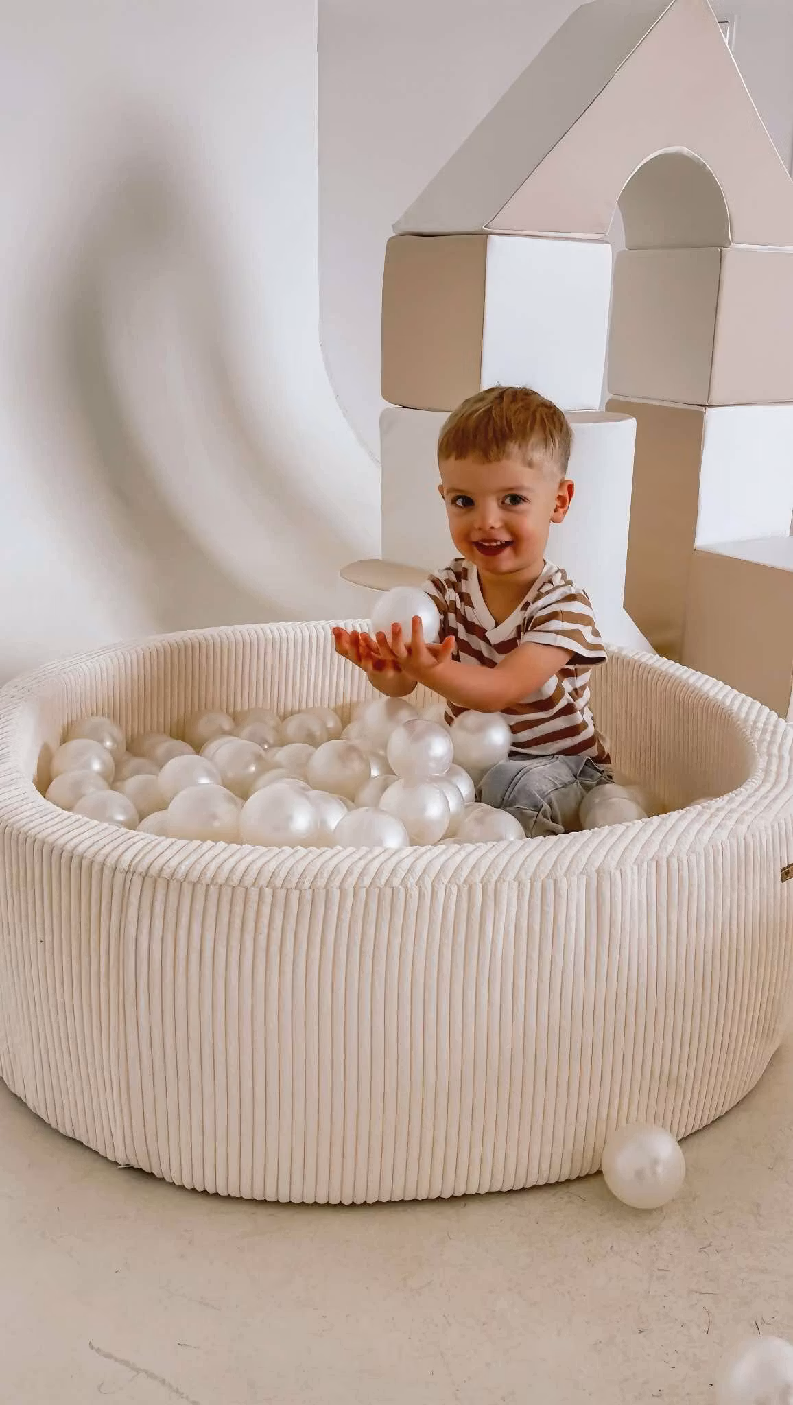 Beige boldbassin BASIC, 90x30, med 200 bolde