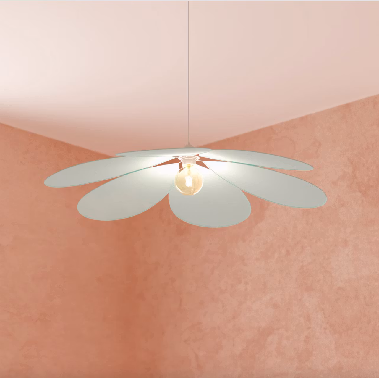 Lysegrøn loftlampe til børneværelset