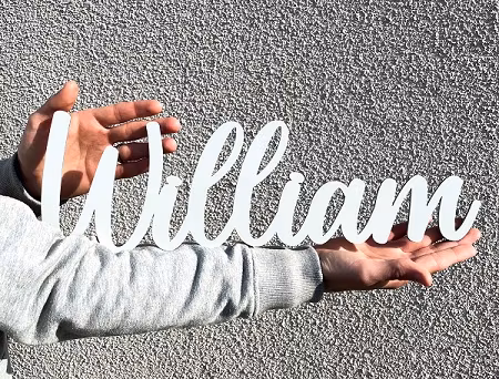 Personlig vægdekoration med navn