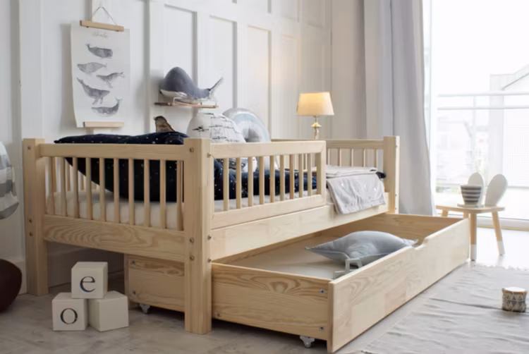 Juniorseng Alex med opbevaring/udtræksseng