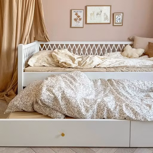 Cam Cam, juniorseng dagseng Harlequin, hvid