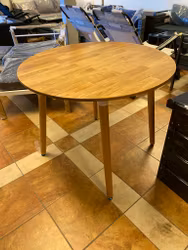 Matbord massiv ek