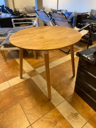 Matbord massiv ek