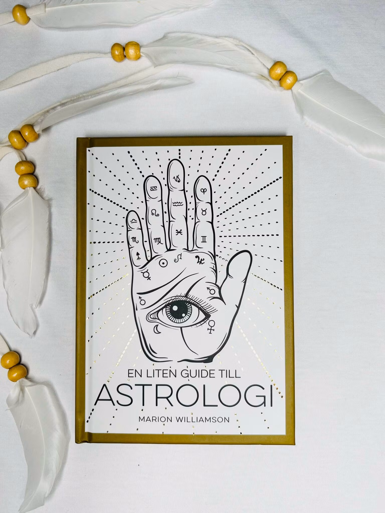 En liten bok om astrologi, Marion Williamson