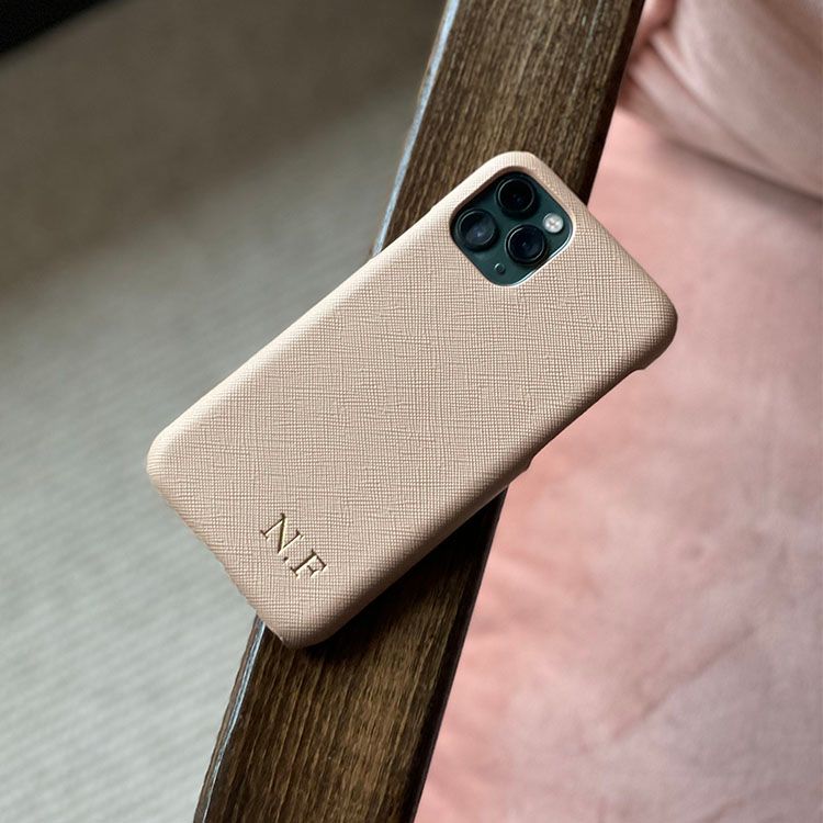 Beige mobilcover med navn