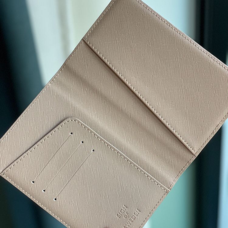 Beige Saffiano Pas etui