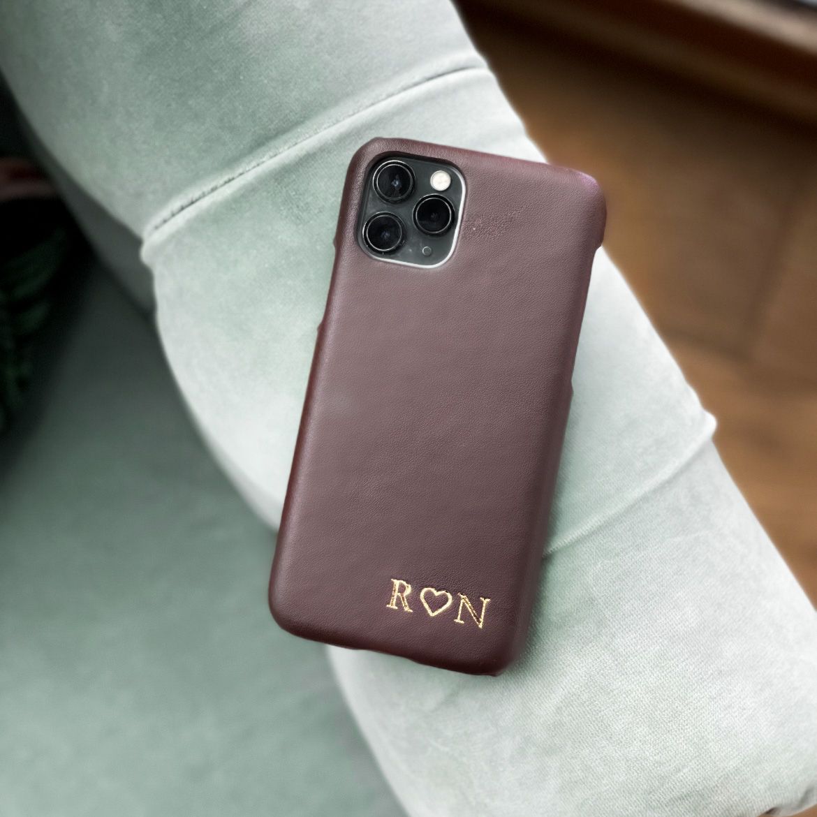 Dark Brown Smooth mobilcover med navn