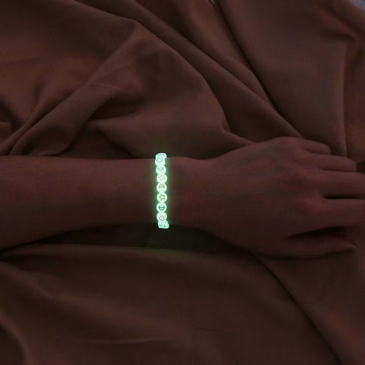 Glow-in-the-dark, mix svart, 7mm - 50p