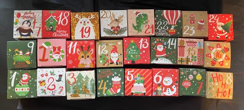 Julkalender, ENDAST LÅDOR - färgglad