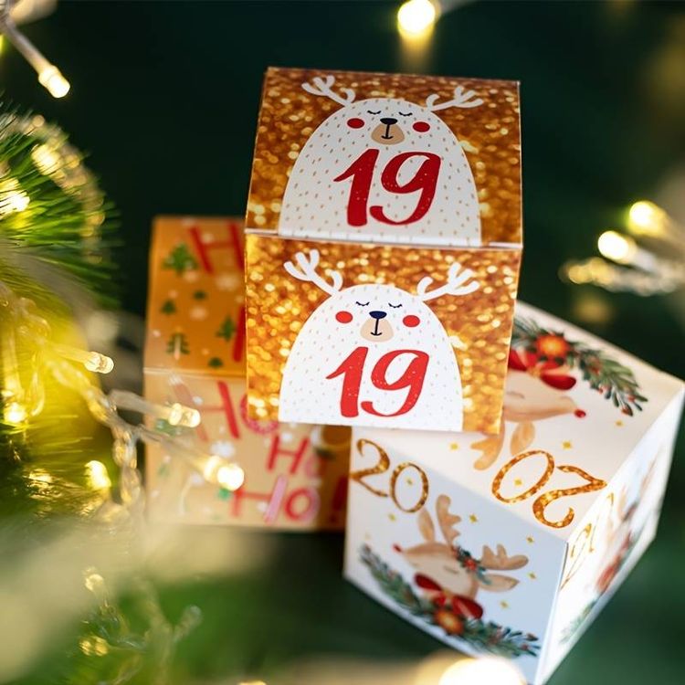 Julkalender, ENDAST LÅDOR - färgglad
