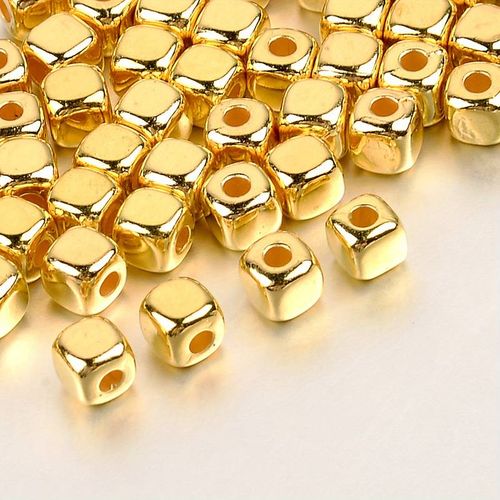 Fyrkantig pärla, guld, 4mm - 50pack