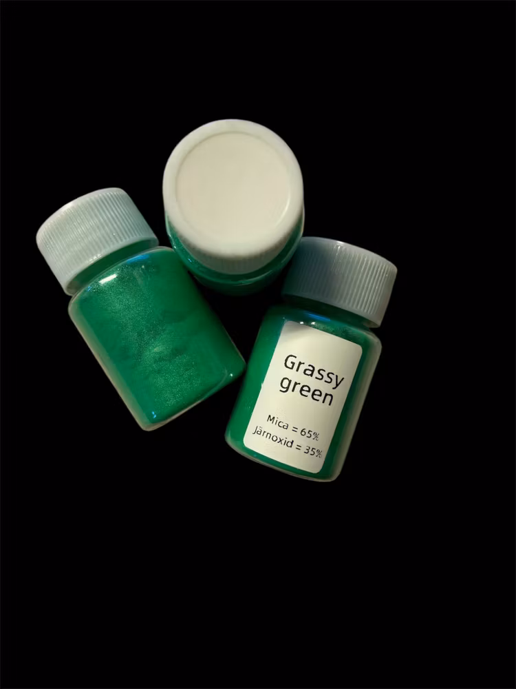 Mica-pulver, grassy green - 20ml