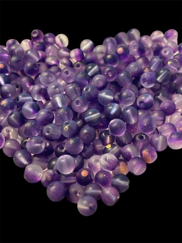 Frostad glas med guldpulver, 8mm, lila - 50st