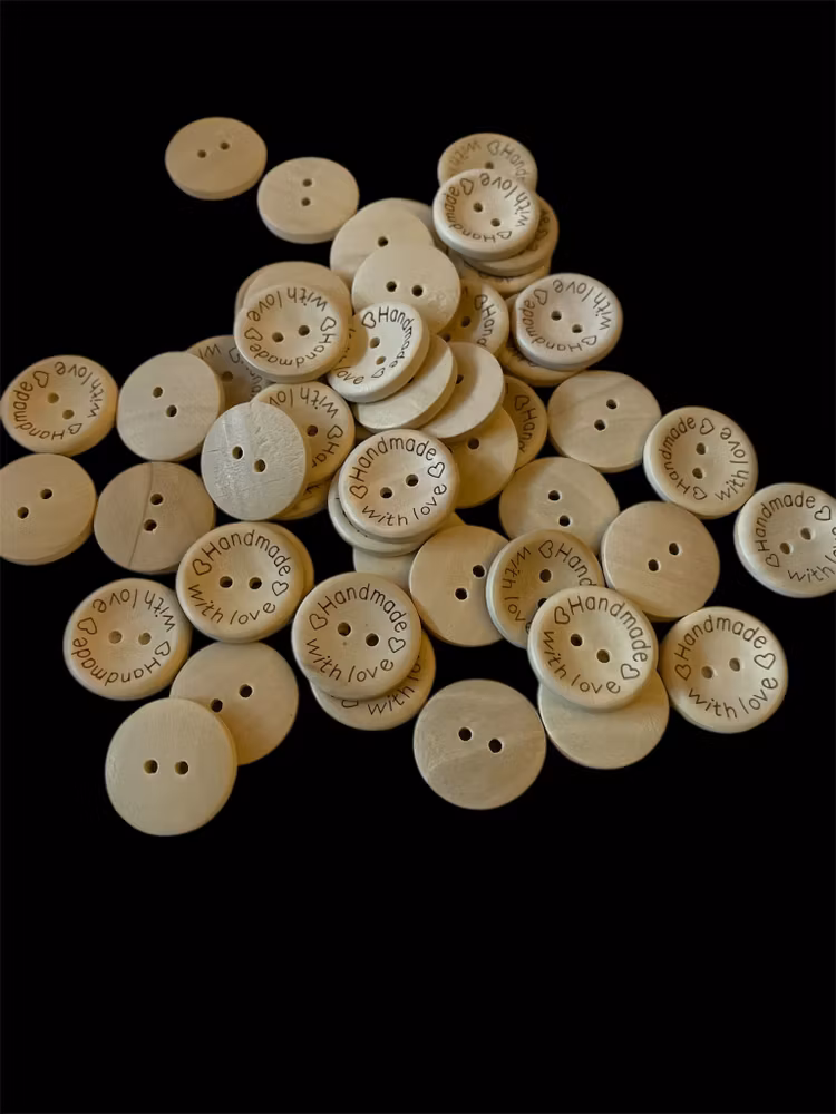 Träknappar "Handmade with love" , 2,5cm - 10st