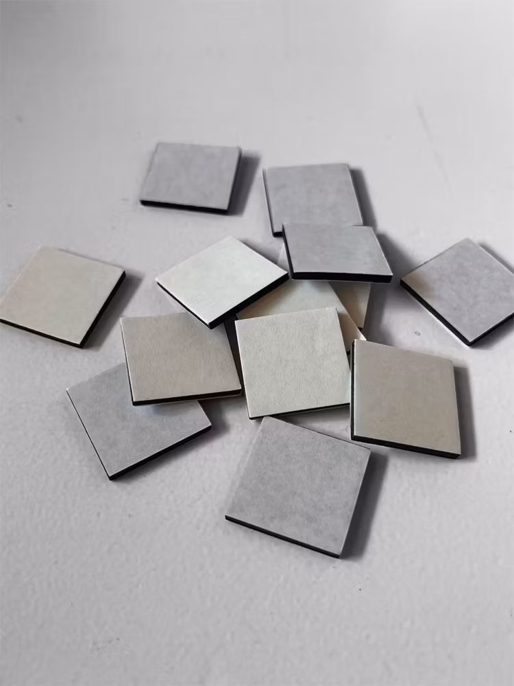 Häftkuddar, fyrkantiga, 2x2cm - 30st