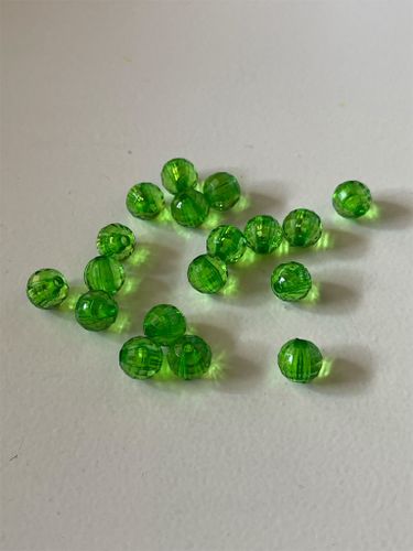Transparent multi-facetterad, grön, 8mm - 50 st