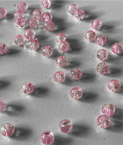 Krackelerad glaspärla, rosa/vit, 8mm - 50st