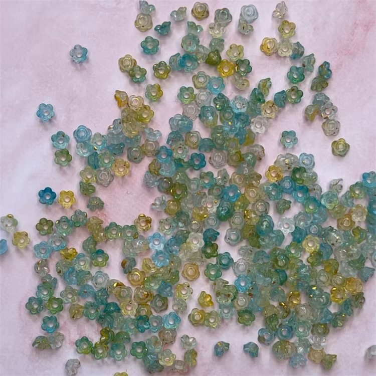 Pärlhatt, liljekonvall, 4mm, grön mix - 500st