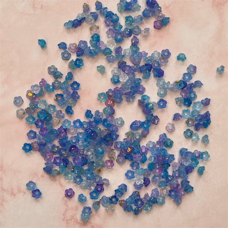 Pärlhatt, liljekonvall, 4mm, blå mix - 500st