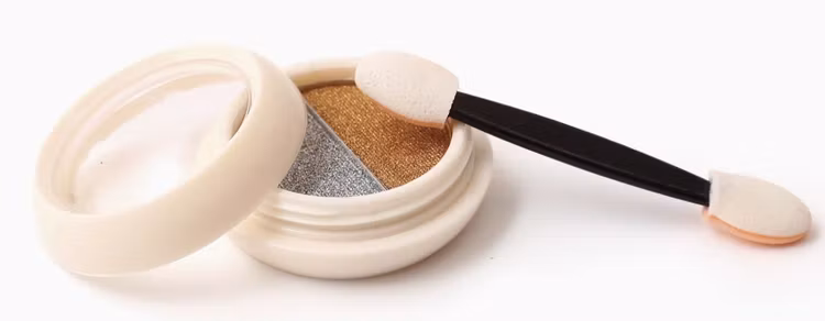 Pulver i guld och silver