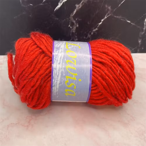 Lowisa, 50g/52m - 318 - Röd