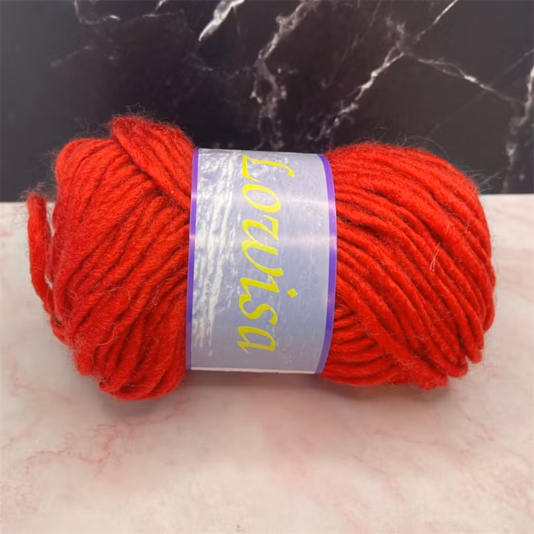 Lowisa, 50g/52m - 318 - Röd