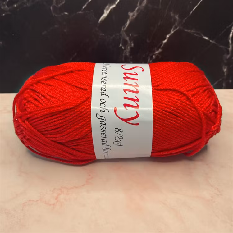 Sunny, 100g/165m - 718 - Röd
