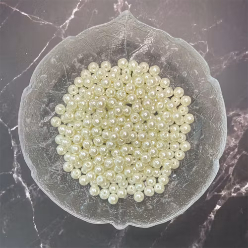 Vaxad glaspärla, off white, 8mm - 50st